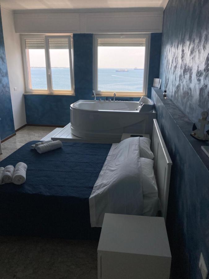 Suite Al Mare Taranto Exterior foto